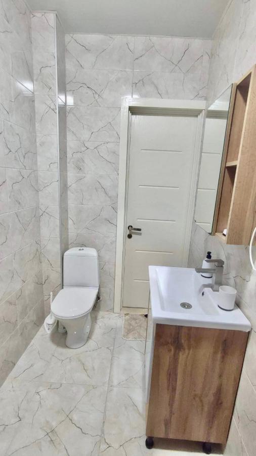 Guest House Nima Kutaisi Exterior photo